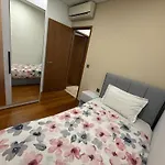 Sky Suites Near City Centre