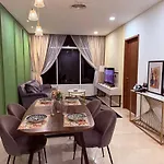 Sky Suites Near City Centre